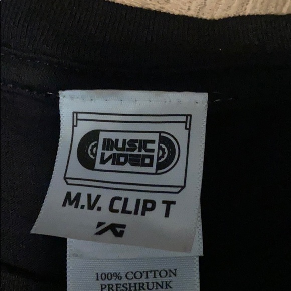 Women Tshirt - Picture 3 of 5